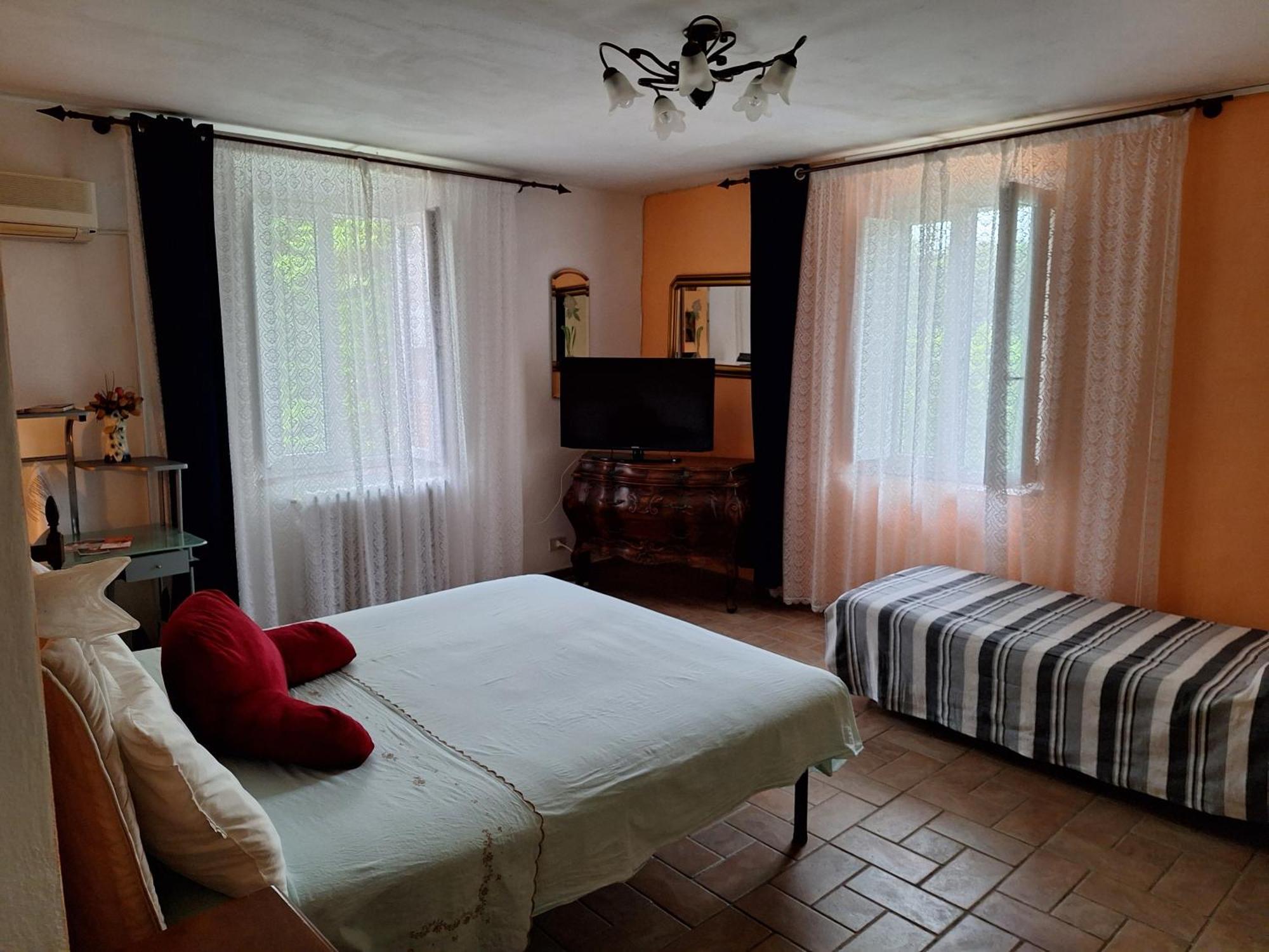 Mama' Hotel Castell'Anselmo Eksteriør billede